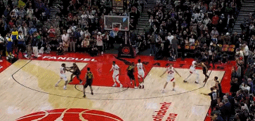 png电子官网科尔谈最后一击：希尔德和库里都被盯死 我们没得到好的出手机会