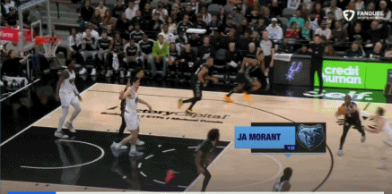 png电子运气背😭莫兰特受伤是踢到尚帕尼脚后跟 赛季初曾被球砸崴脚