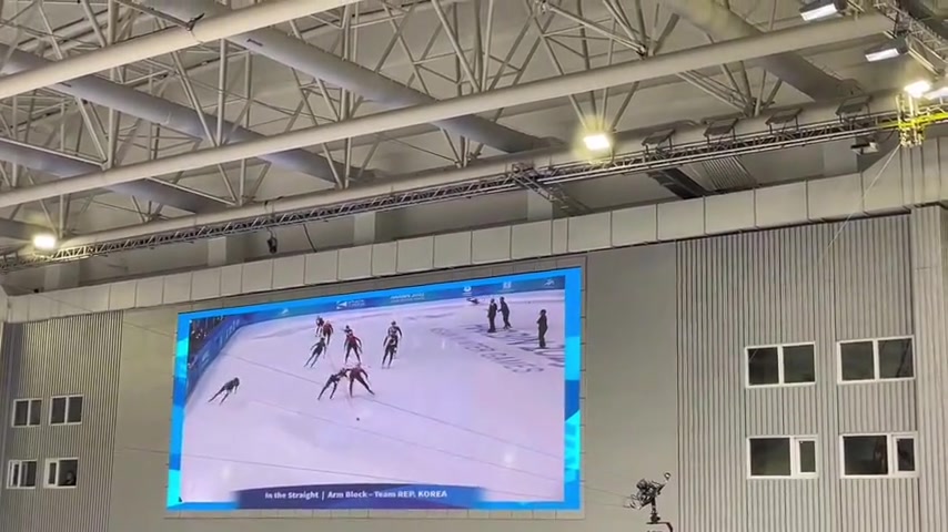 png电子平台王濛怒斥韩国：短道速滑还是冰上散打？这咋给我们一顿组合拳呢？