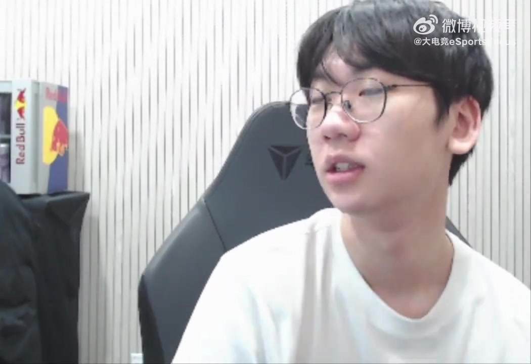 电子png游戏暗示前东家不给饭吃？Doran：我不是因为喜欢吃汉堡 只是没有其他可吃的而已