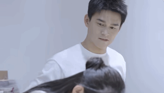 png电子😂太幼稚了！张豆豆说孙杨年纪大了，孙杨连做左勾拳、右勾拳