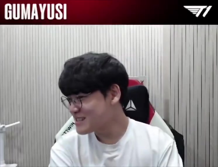 电子png游戏越南粉丝打赏1.6W鼓励Gumayusi：越南粉丝会是你坚实的后盾