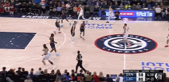 png电子平台穷追猛打！鲍威尔抢断反击飞身暴扣 快船领先24分再度打停掘金