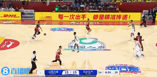png电子山西反超了！邢志强弧顶运一步点开防守命中三分
