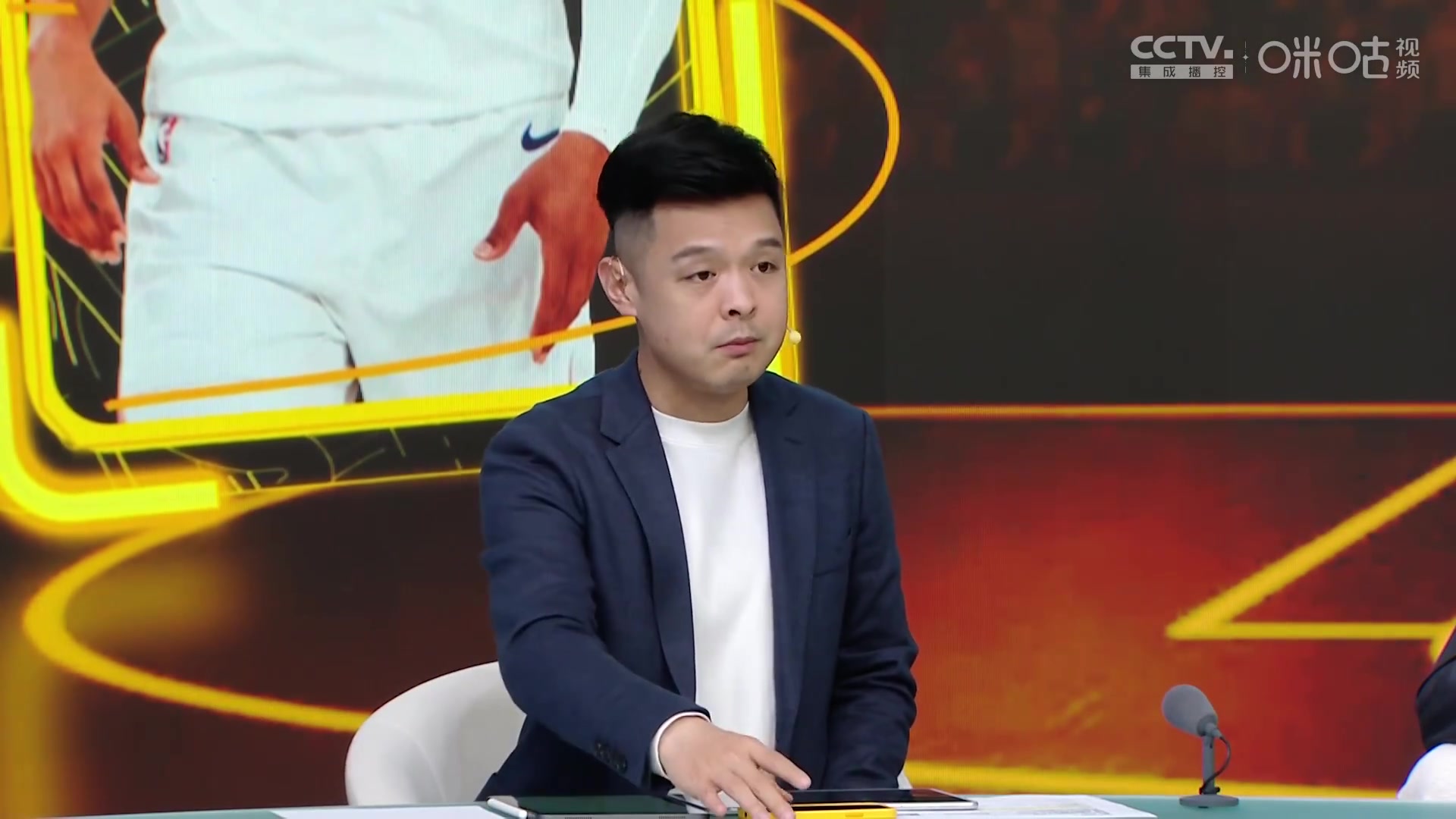 png电子平台周琦：锡伯杜看到了可能替补打得时间长一些 也会有好的发挥！