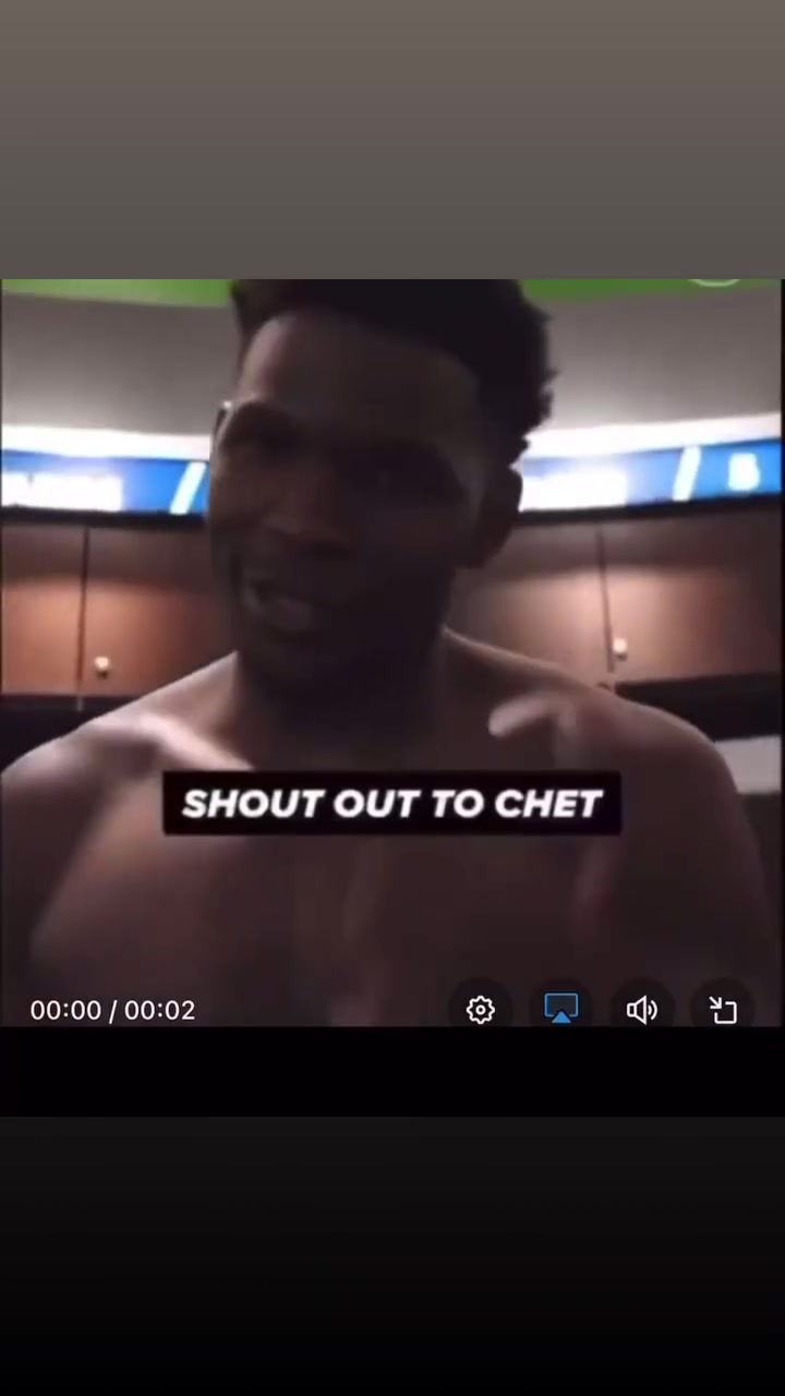 png电子平台霍姆格伦晒视频恶搞华子配音：为切特欢呼 欢迎回家宝贝😂